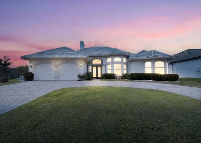 Waterfront Bliss Retreat Sailboat Access And Heated Pool